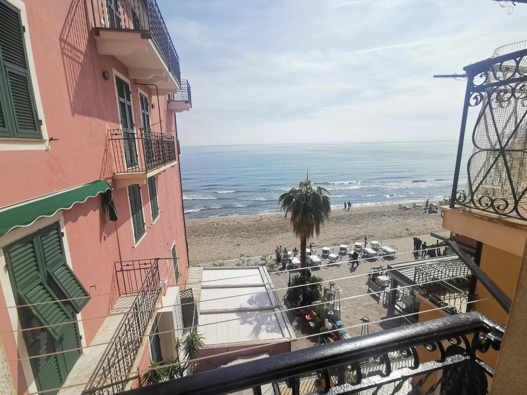 Appartement Casa Smile à Alassio Extérieur photo